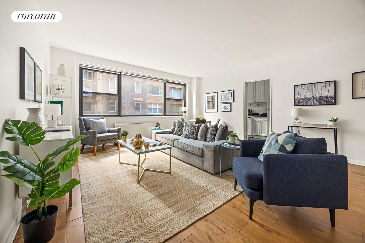 116 CENTRAL Park S 4E
