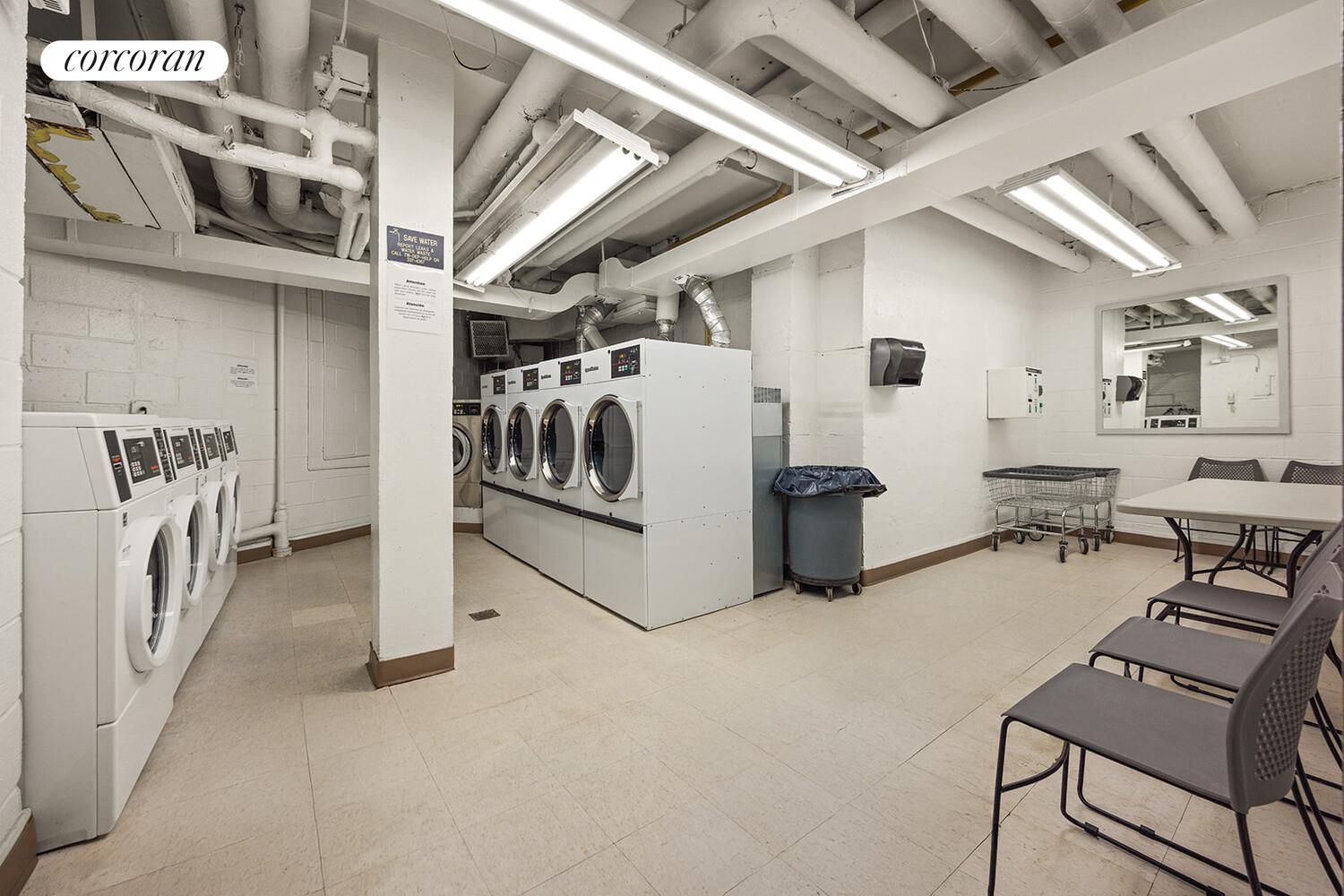 116 CENTRAL Park S 4E