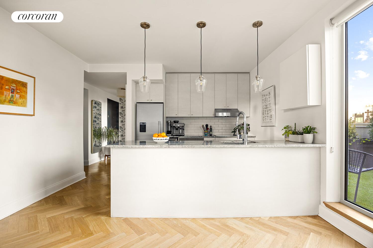 531 VANDERBILT Avenue 7C