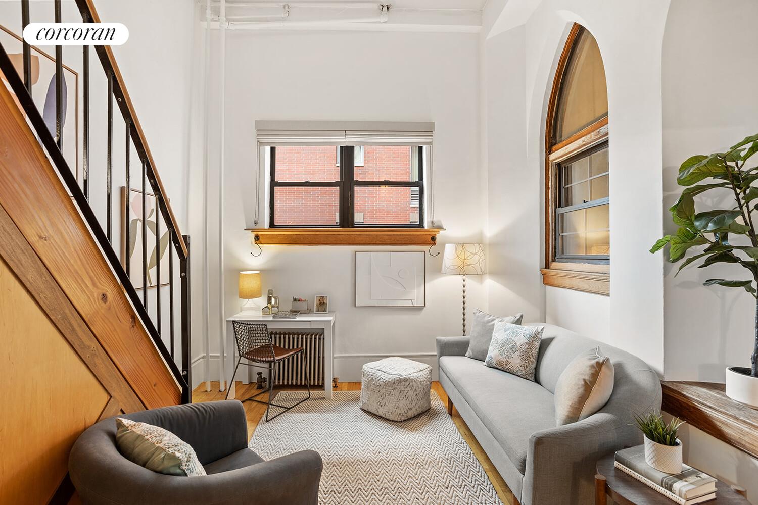 555 WASHINGTON Avenue 2C