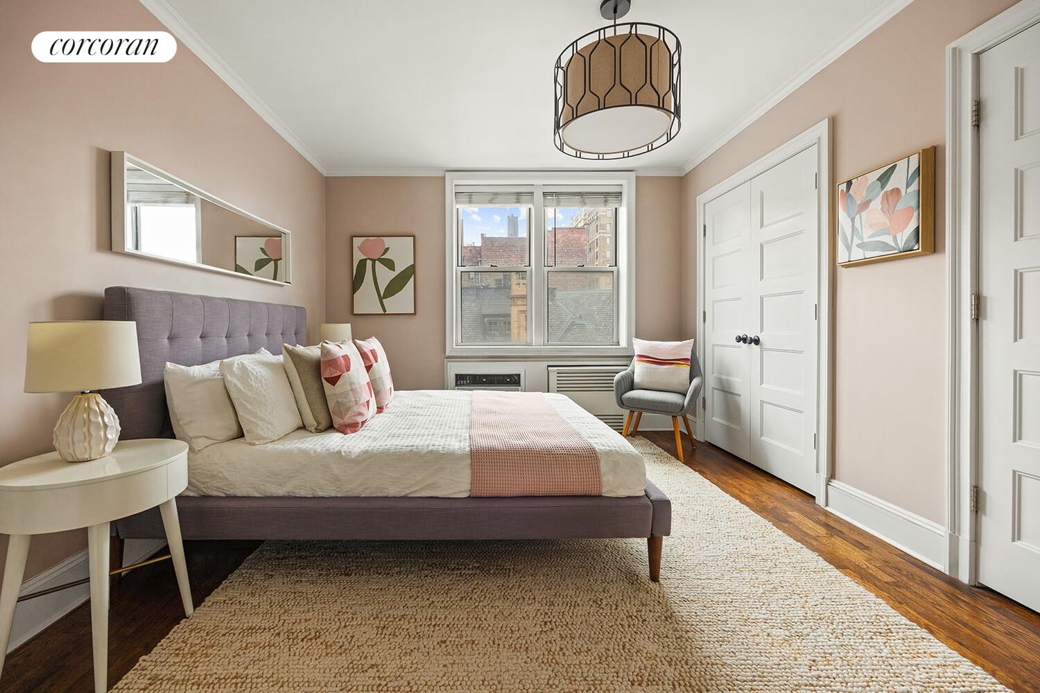 245 HENRY Street 5H