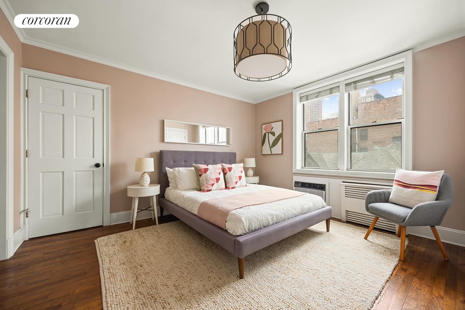 245 HENRY Street 5H