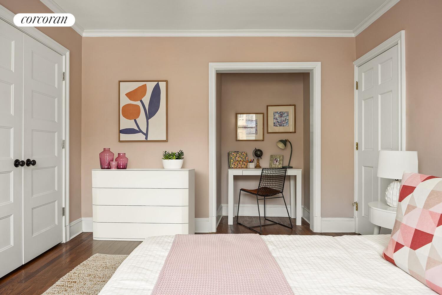 245 HENRY Street 5H