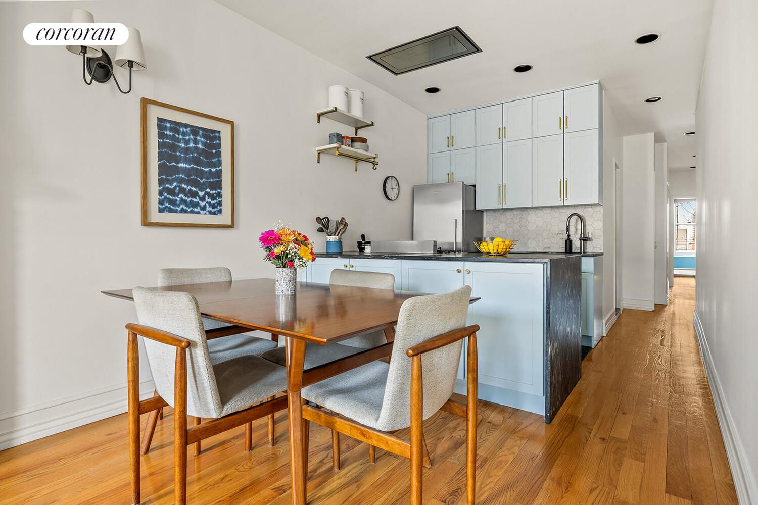 246 5TH Avenue 4R