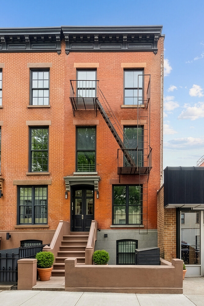 295 WARREN Street HOUSE
