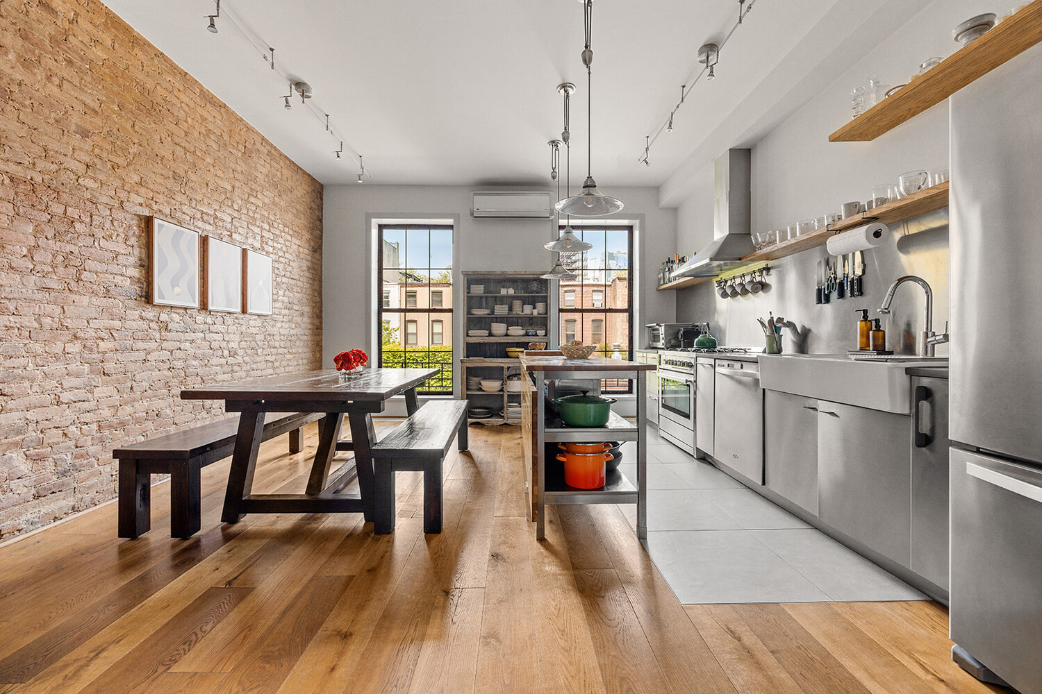 295 WARREN Street HOUSE