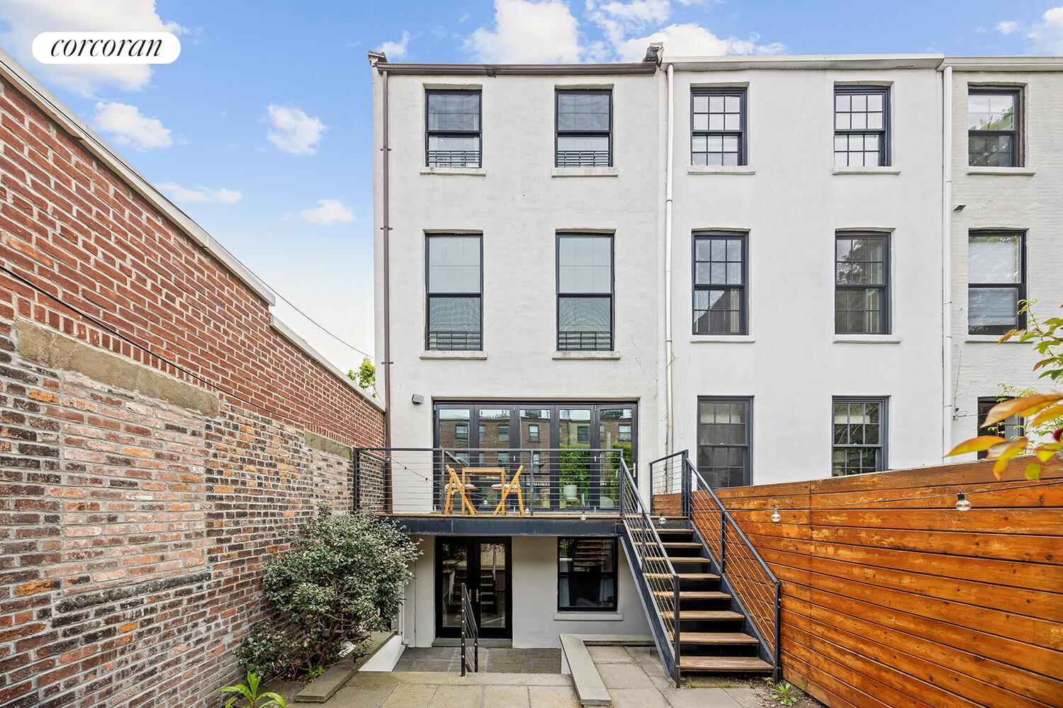 295 WARREN Street