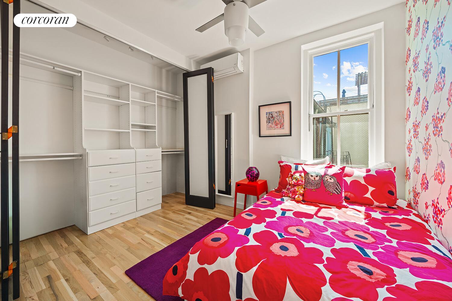 104 ST MARKS Place 3E