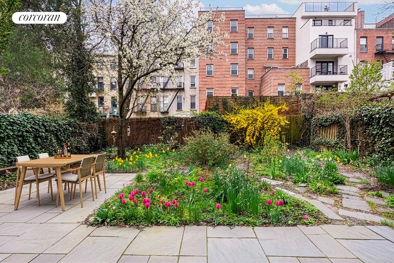 104 ST MARKS Place 3E