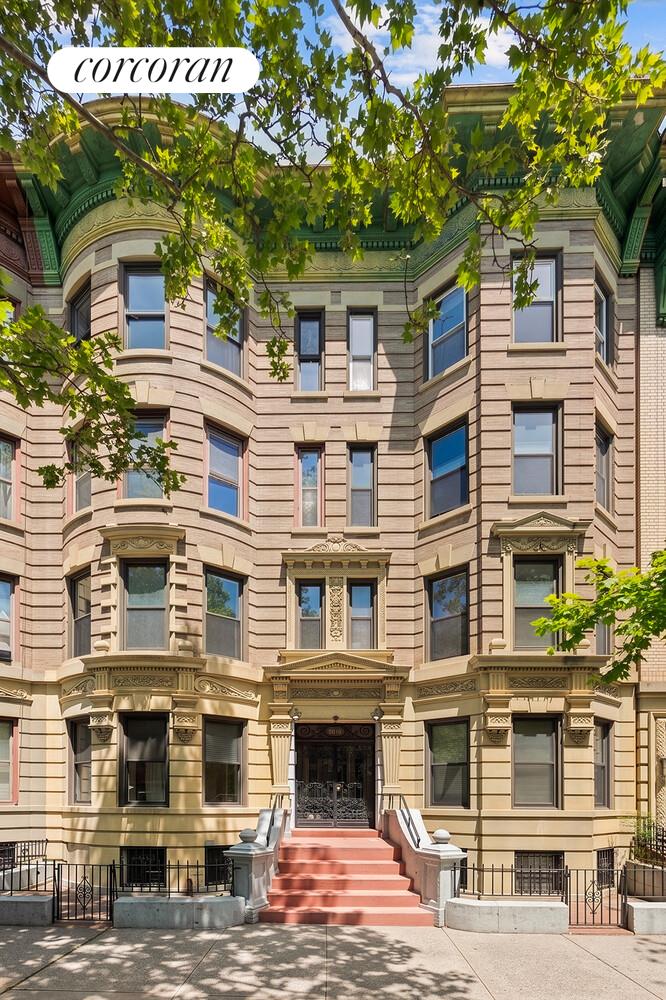 1293 DEAN Street 7