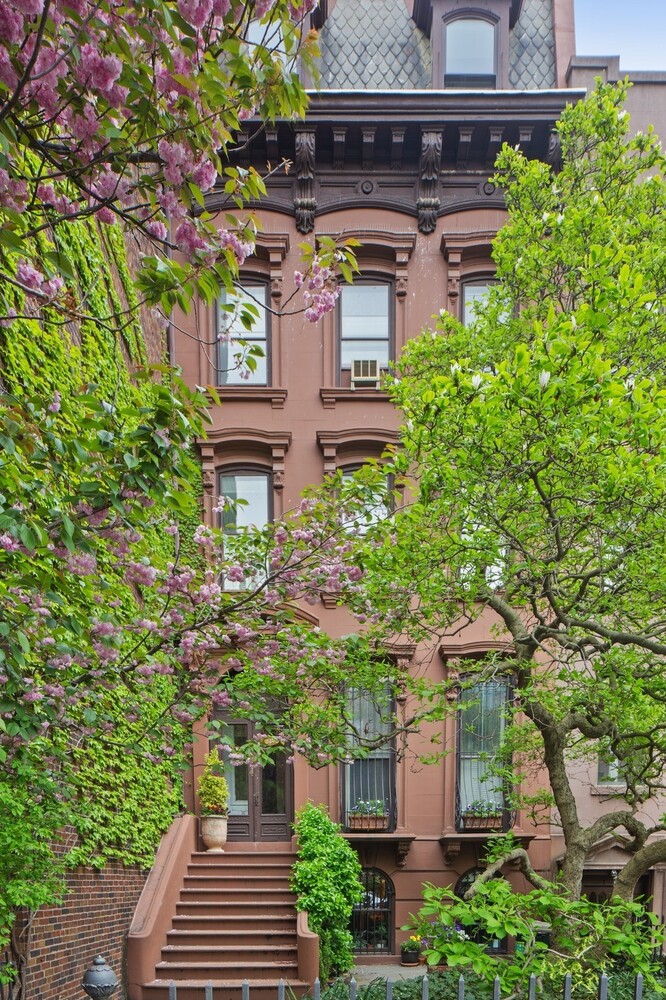283 WASHINGTON Avenue 5