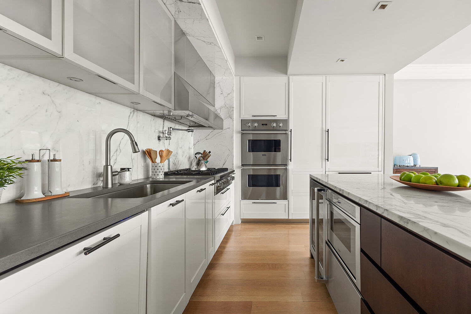 182 W 82ND Street 4E
