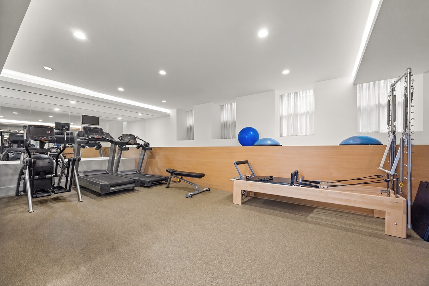 182 W 82ND Street 4E