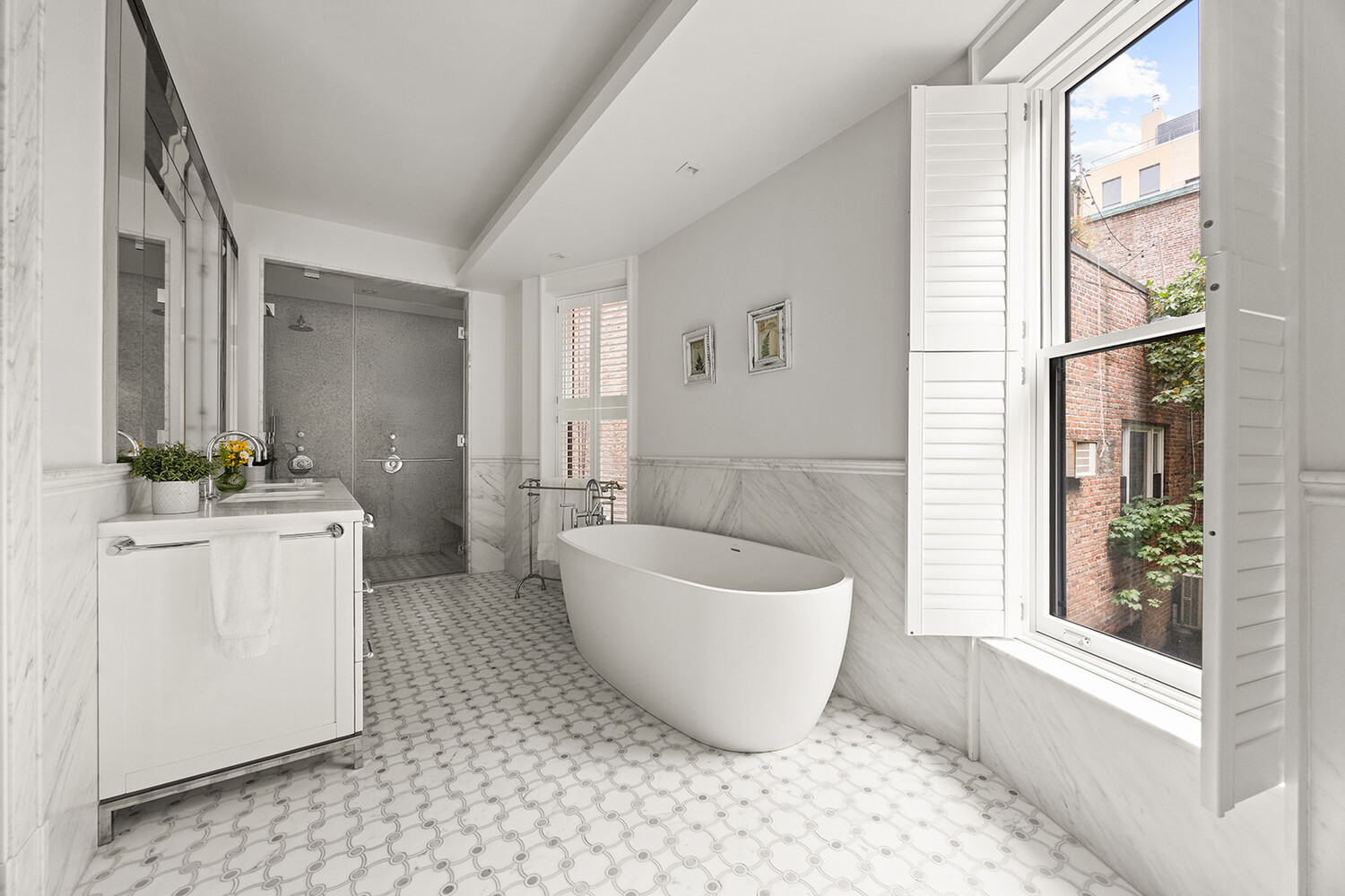 182 W 82ND Street 4E
