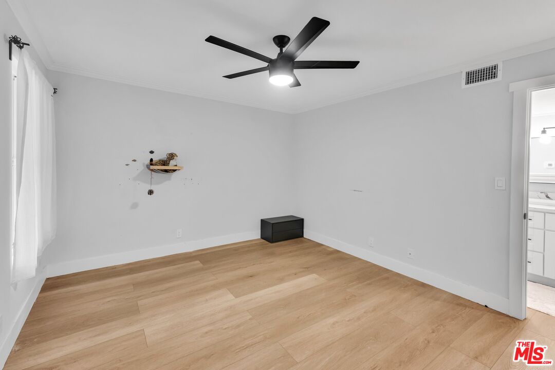1741 Granville Ave Unit: 104
