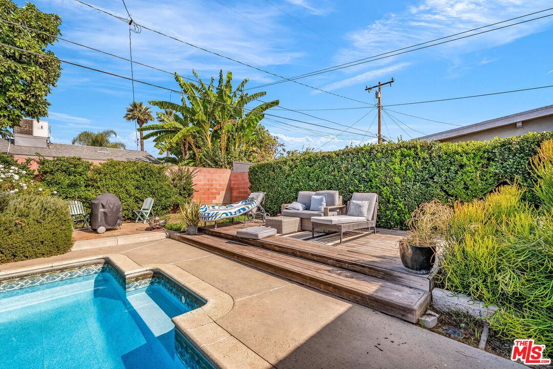 18347 E Bellefont Dr