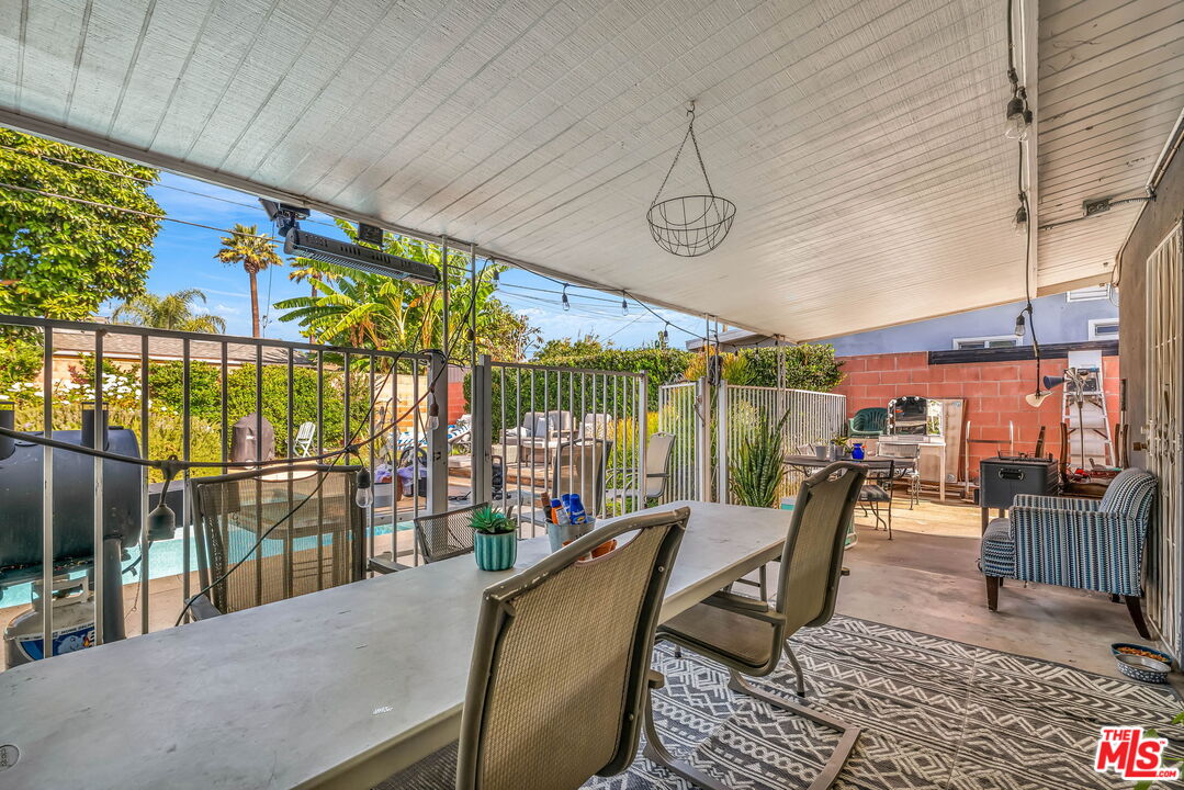 18347 E Bellefont Dr