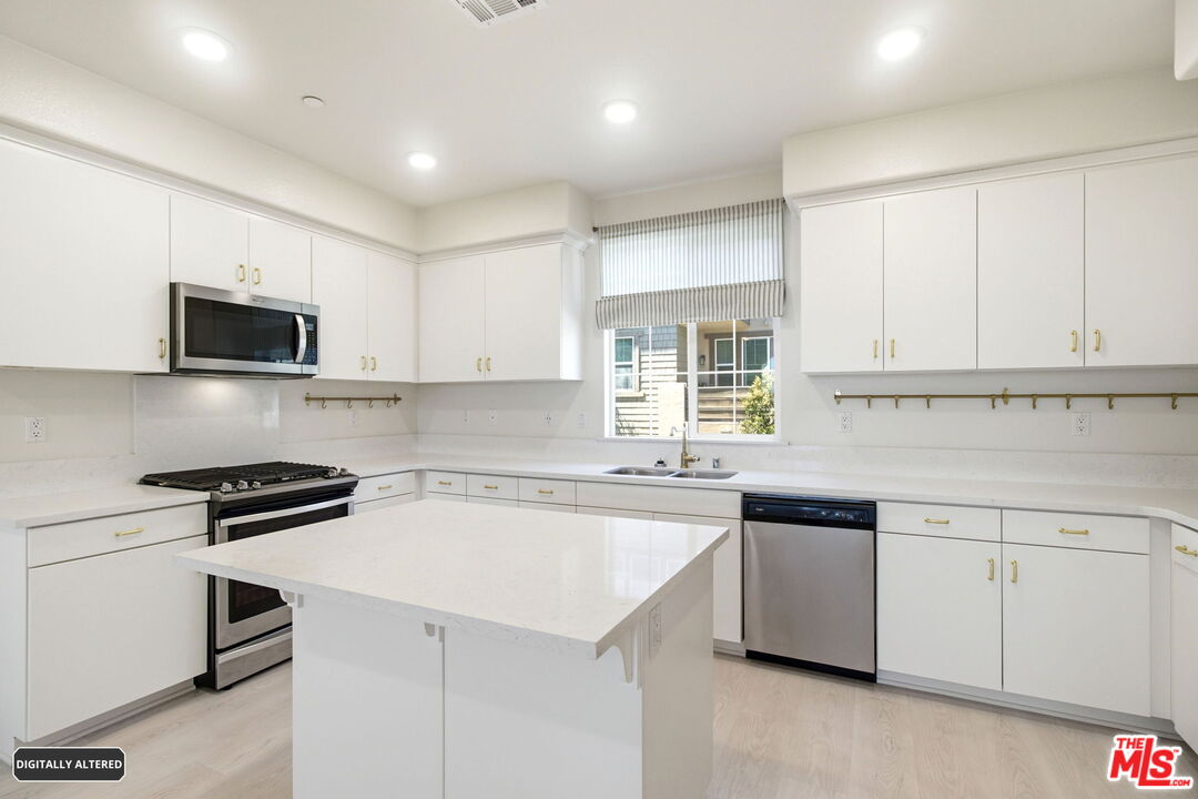 12228 Veranda Dr
