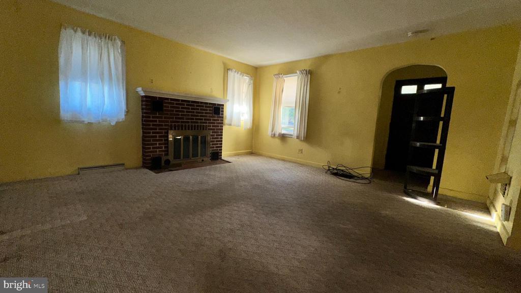 203 PINE ROAD