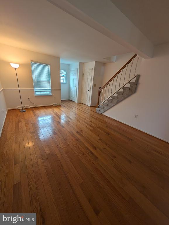 887 OLD SILVER SPRING ROAD