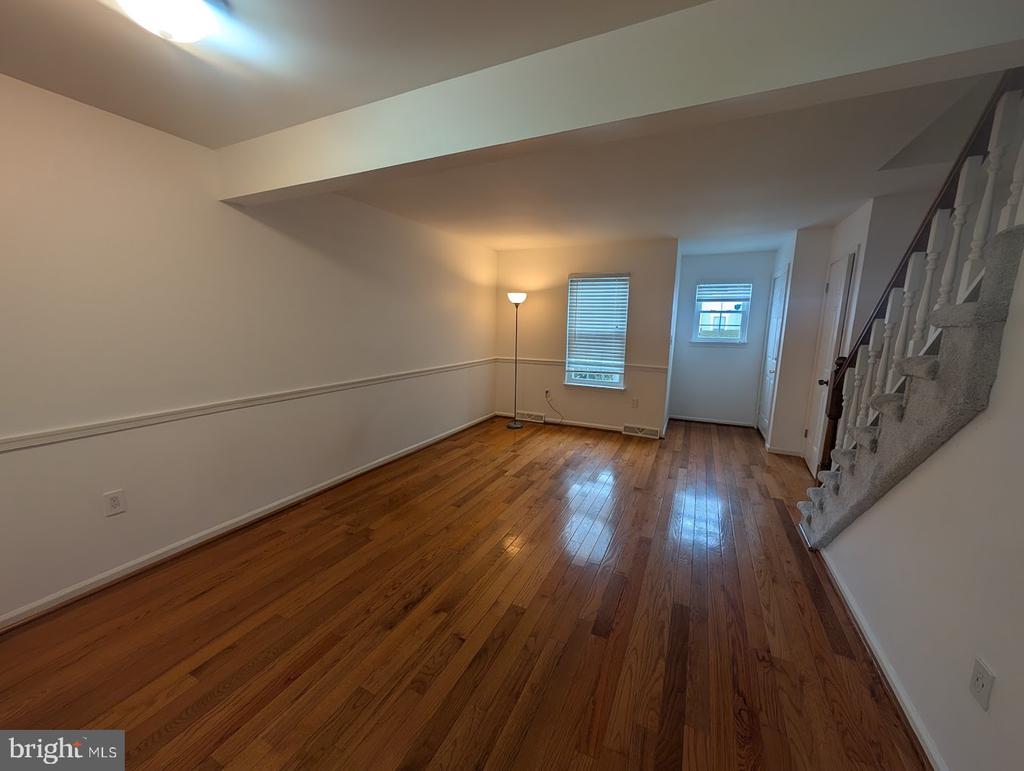 887 OLD SILVER SPRING ROAD