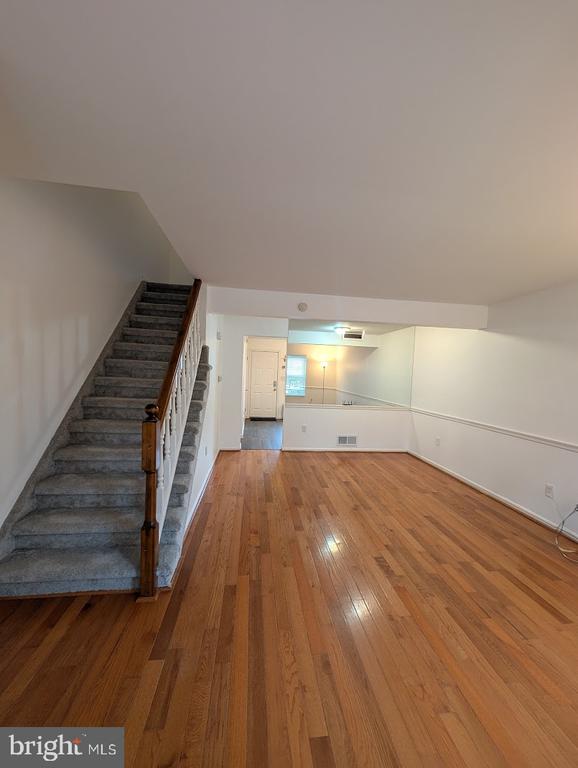 887 OLD SILVER SPRING ROAD