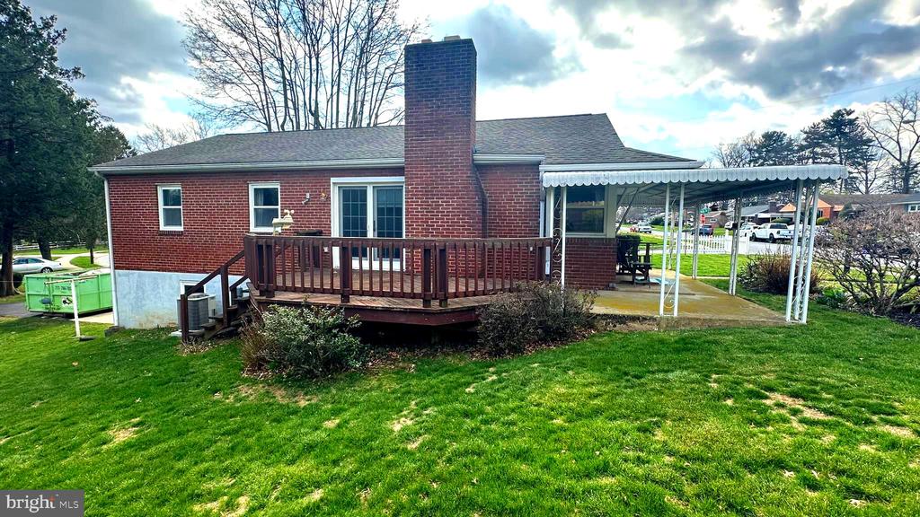 1803 WILLOW ROAD