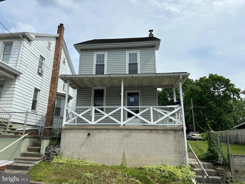 568 NORTH STREET
