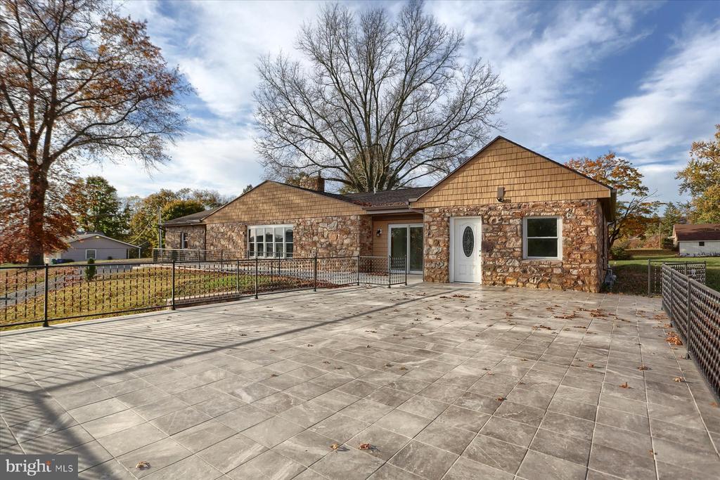 4108 MCINTOSH ROAD
