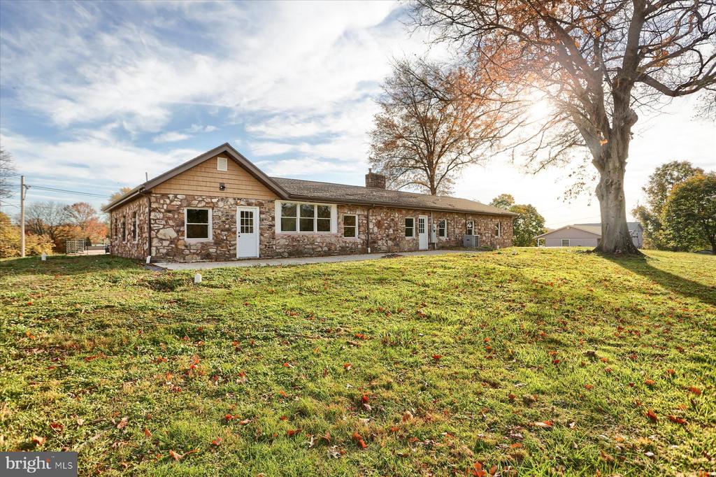 4108 MCINTOSH ROAD