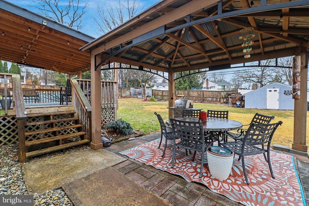 2184 PAXTON DRIVE