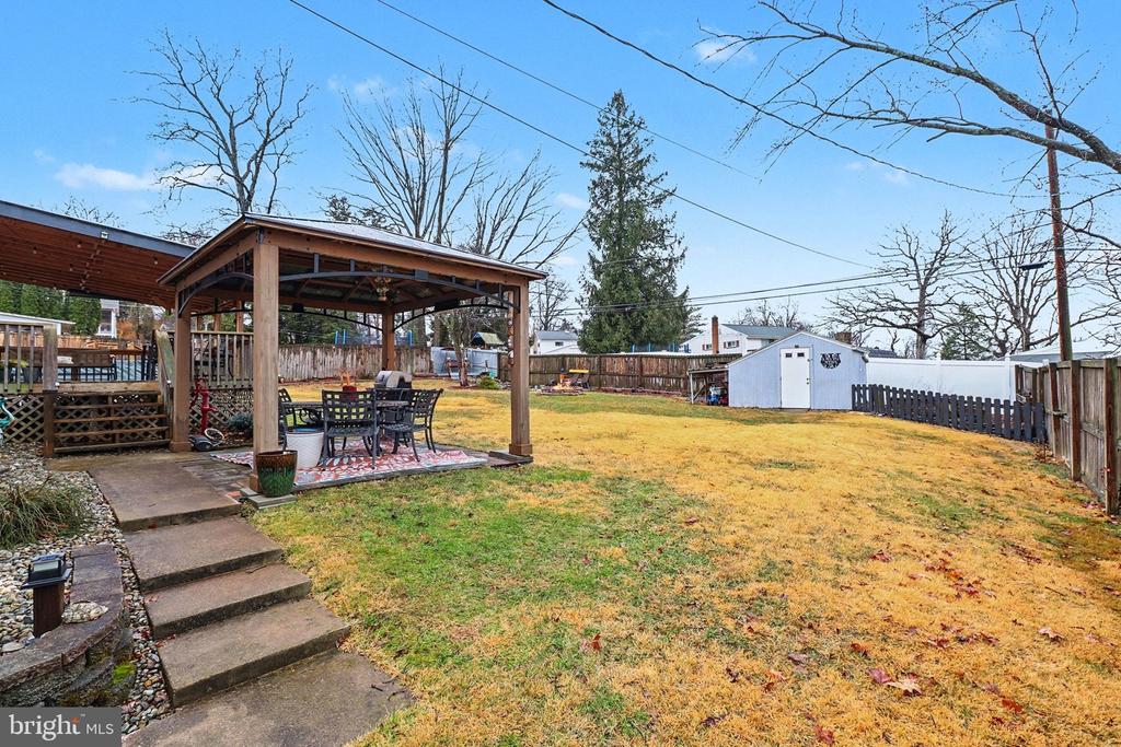 2184 PAXTON DRIVE