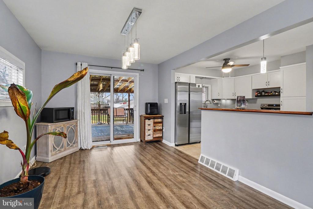 2184 PAXTON DRIVE
