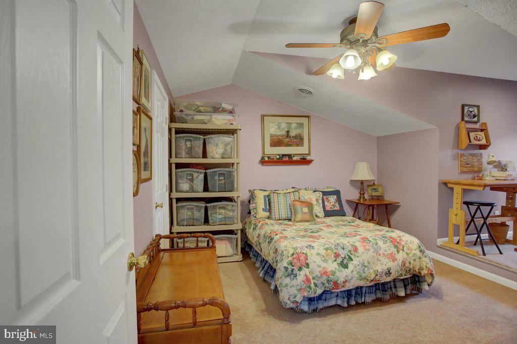 2505 SHERRY DRIVE