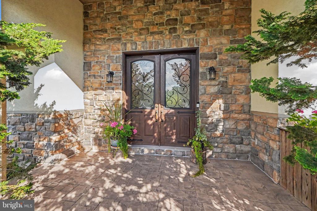 342 HORNINGTOWN ROAD