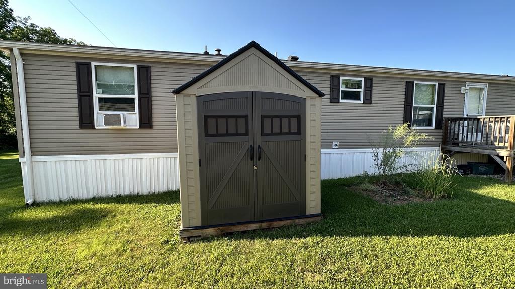 81 WALMAR MANOR