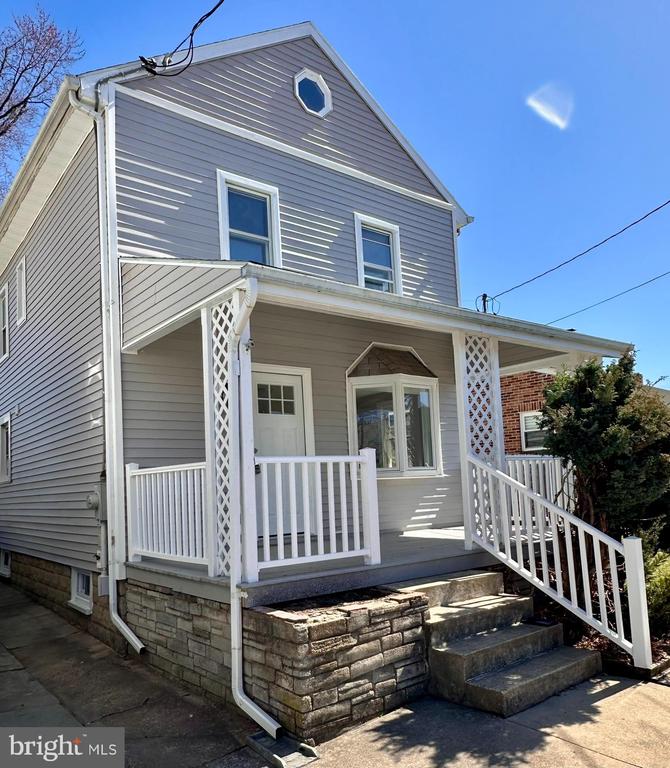 647 WHEATLYN DRIVE