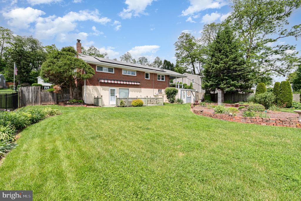 306 SHARON DRIVE