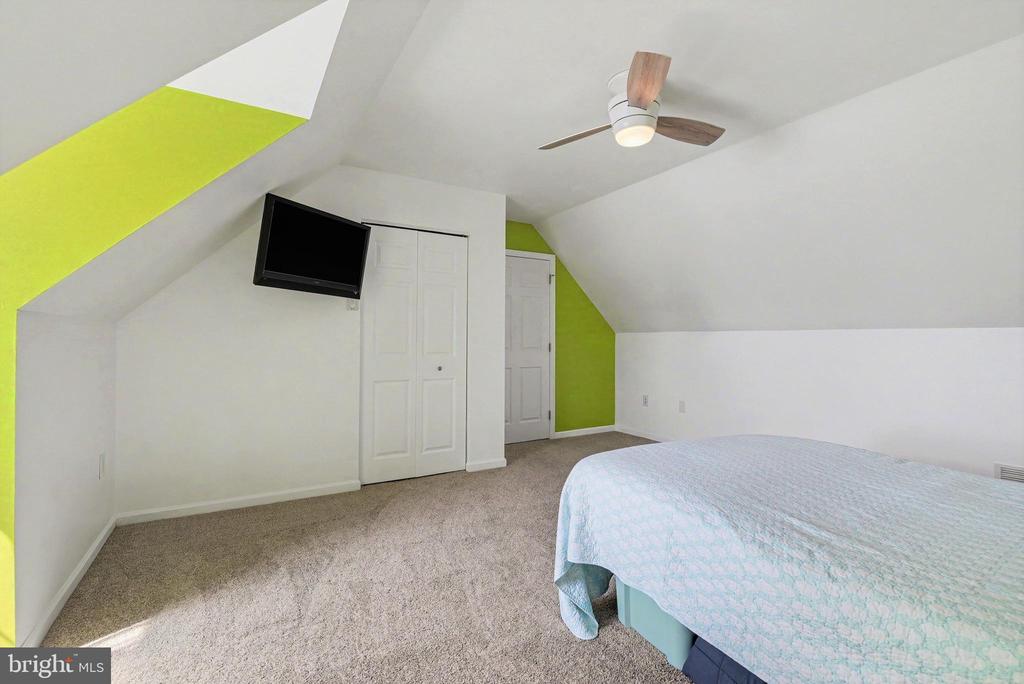 3103 JODI LANE