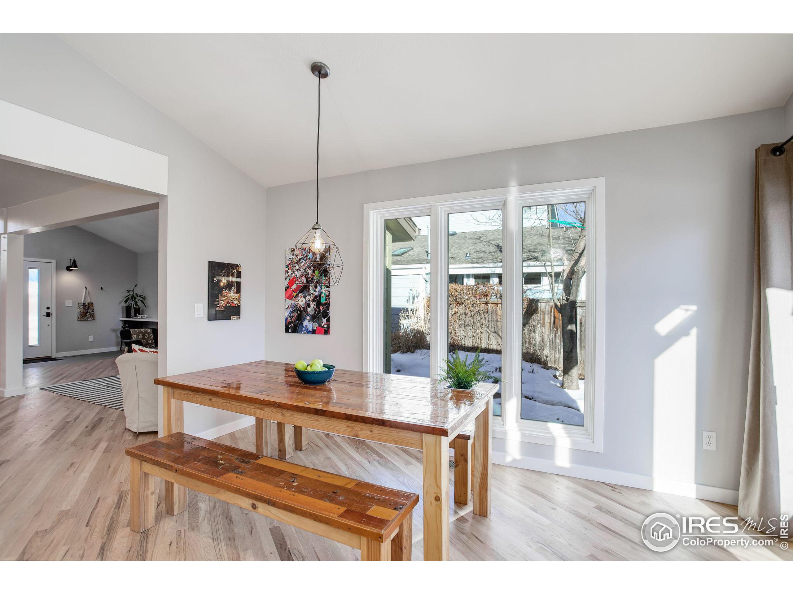 3896 Wonderland Hill Ave