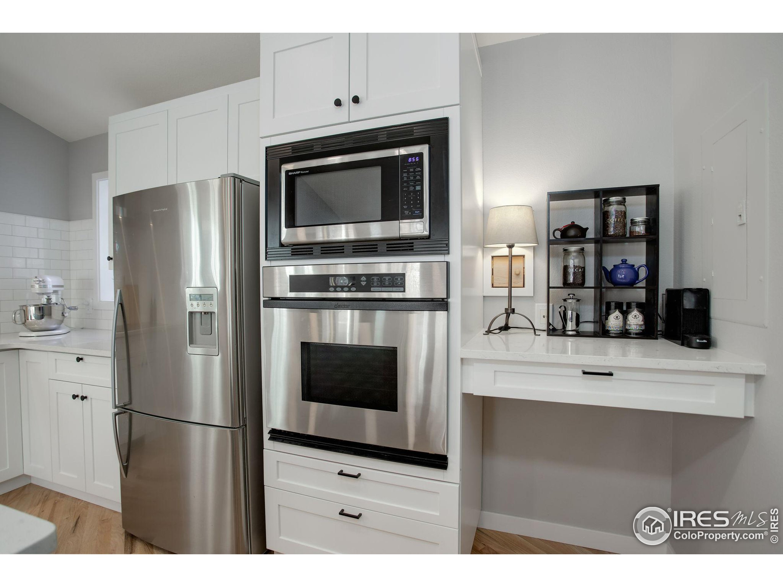 3896 Wonderland Hill Ave