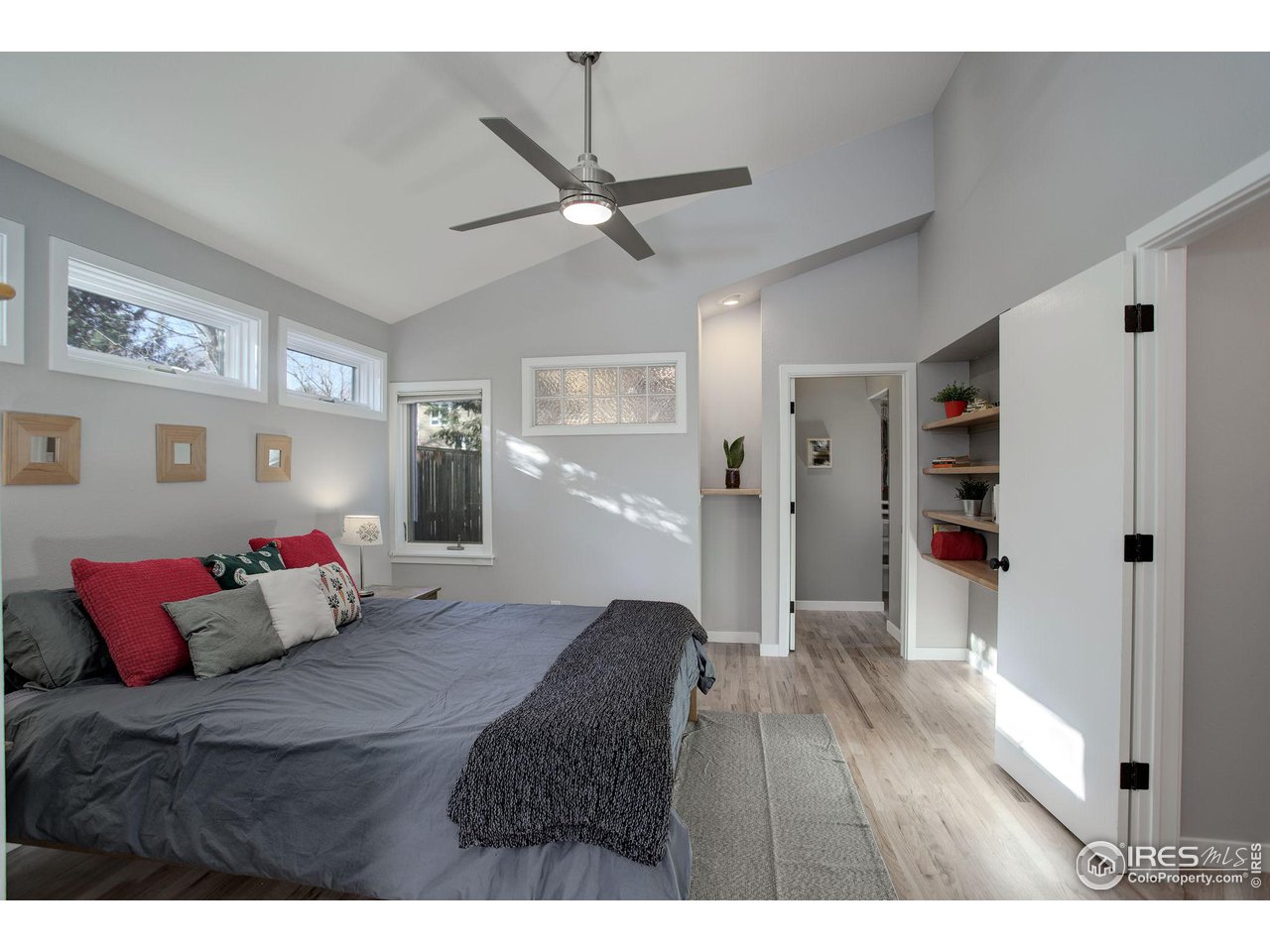 3896 Wonderland Hill Ave