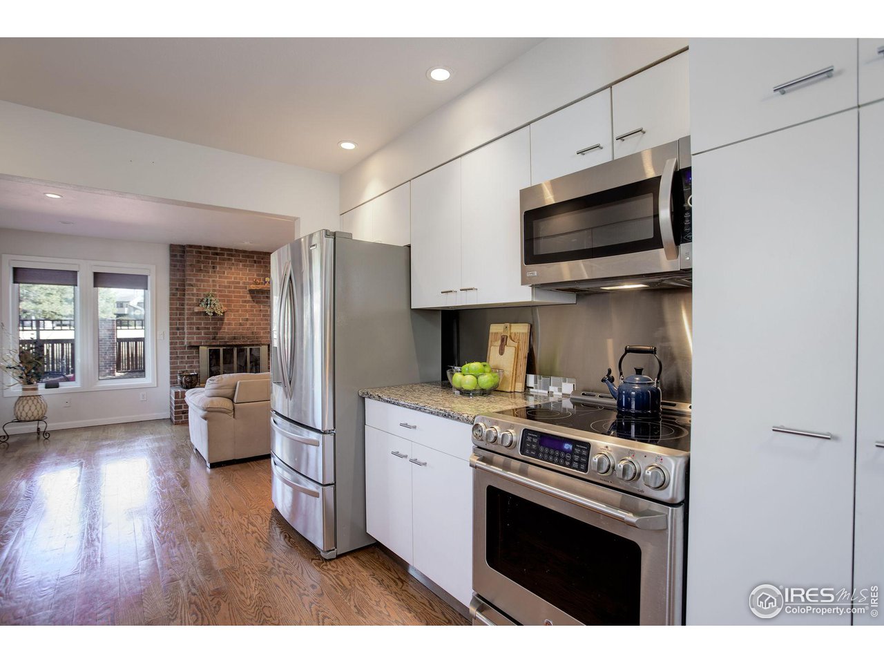 4894 Briar Ridge Ct