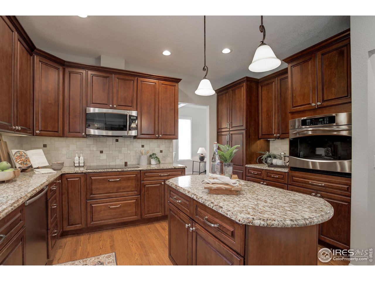 5218 Pinehurst Dr