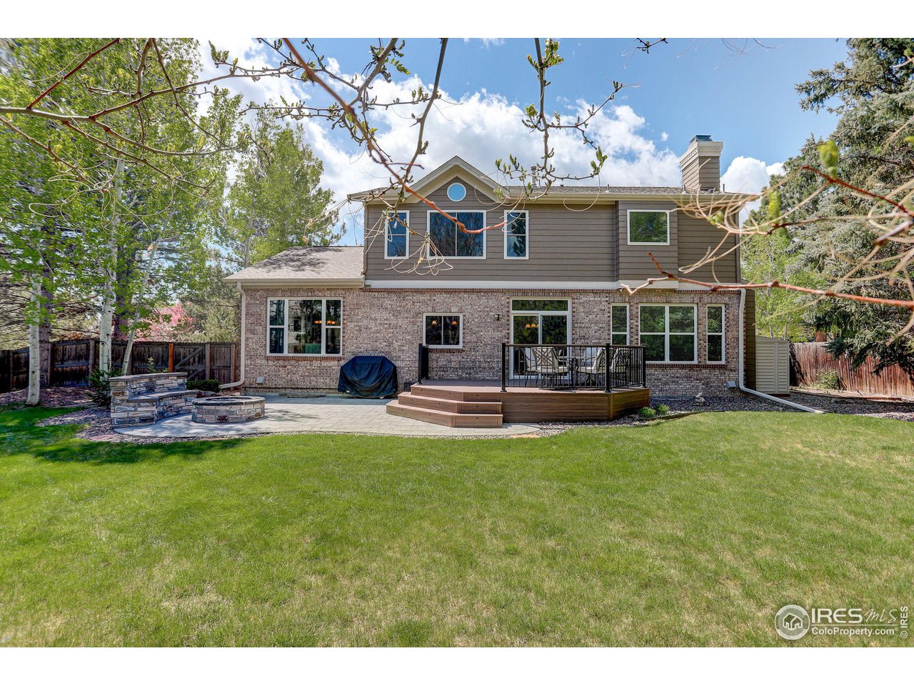 5218 Pinehurst Dr