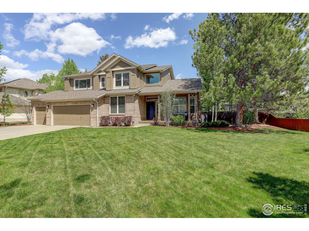 5218 Pinehurst Dr