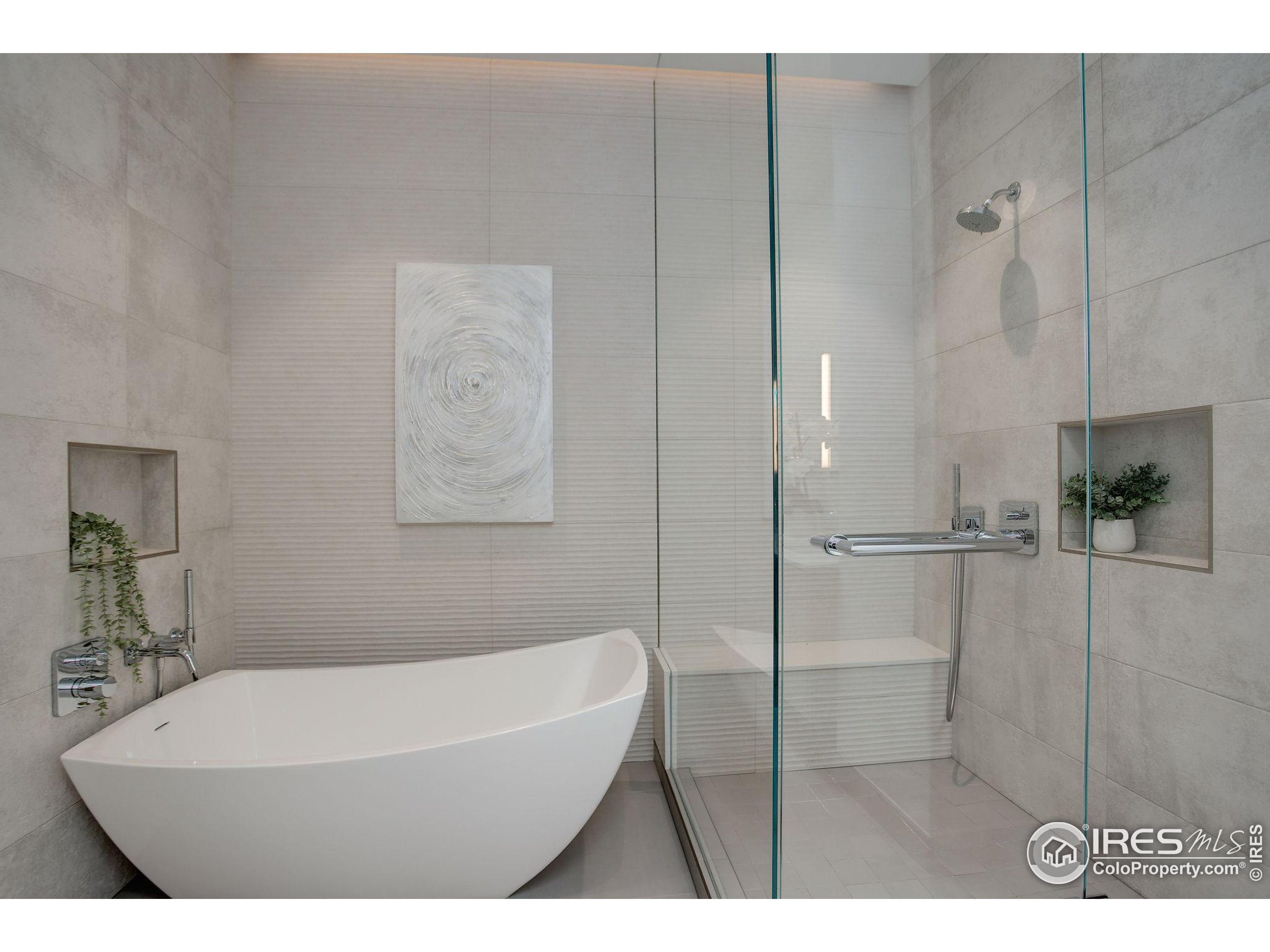 1301 Canyon Blvd #405