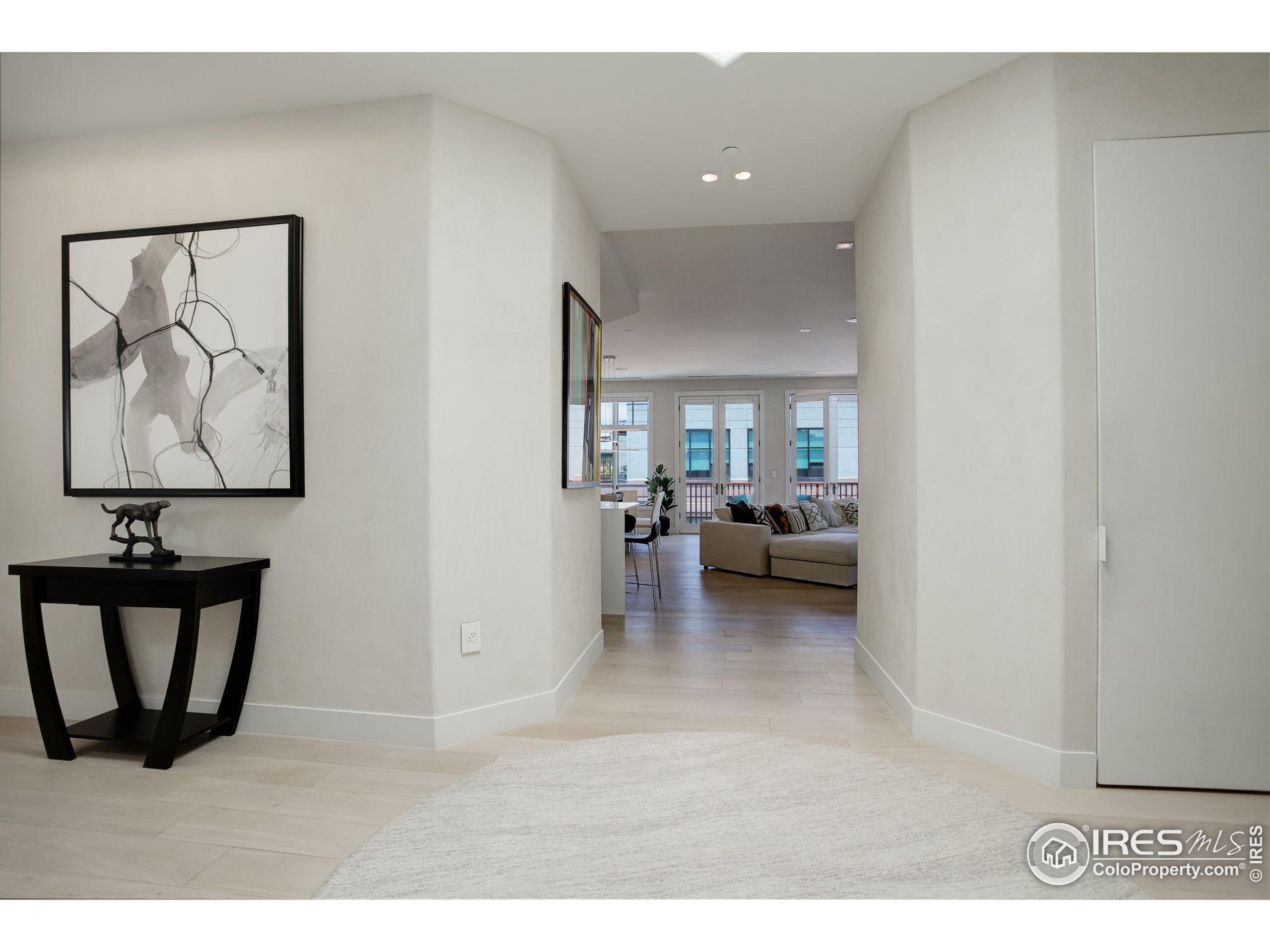 1301 Canyon Blvd #405