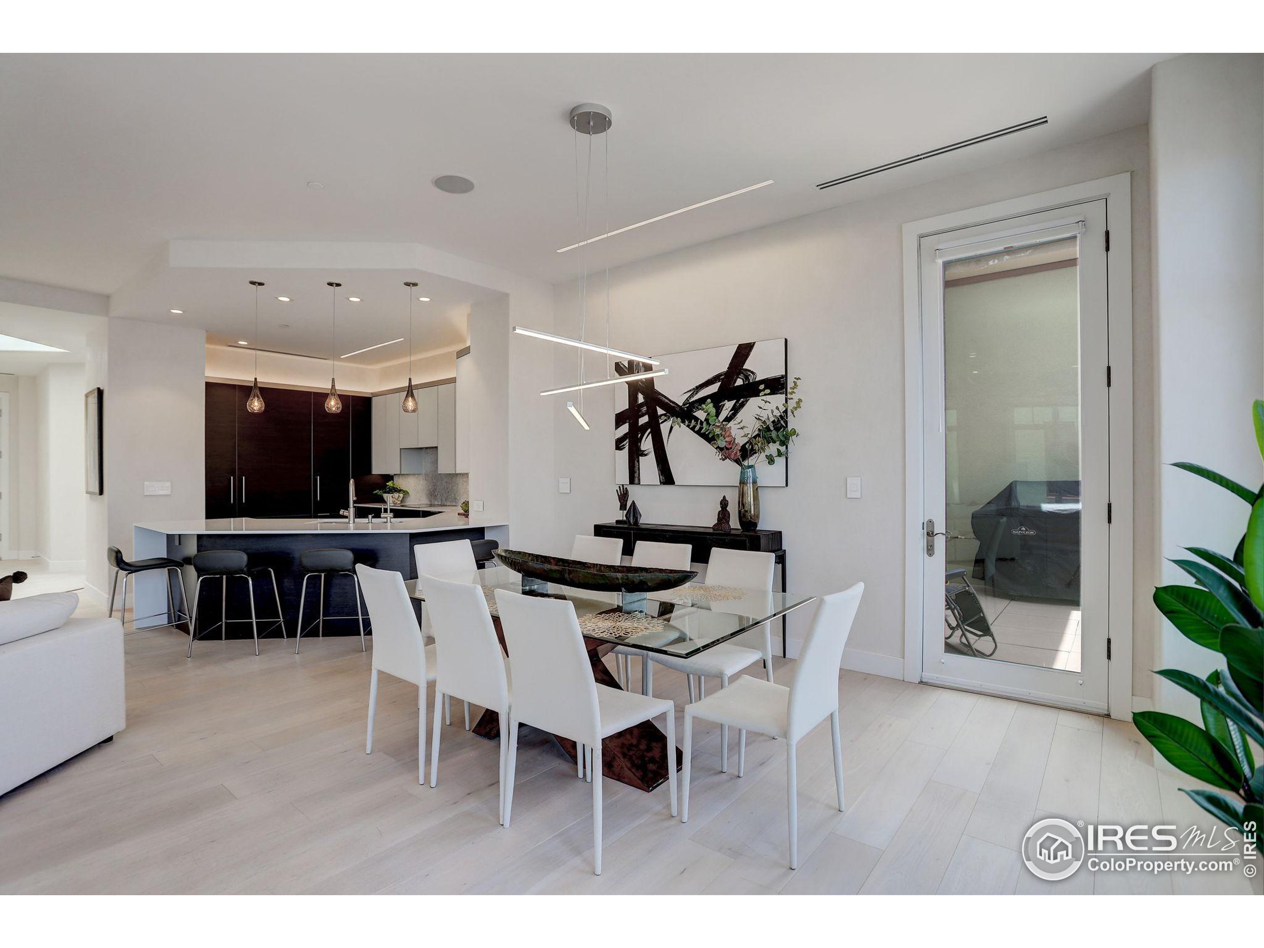 1301 Canyon Blvd #405