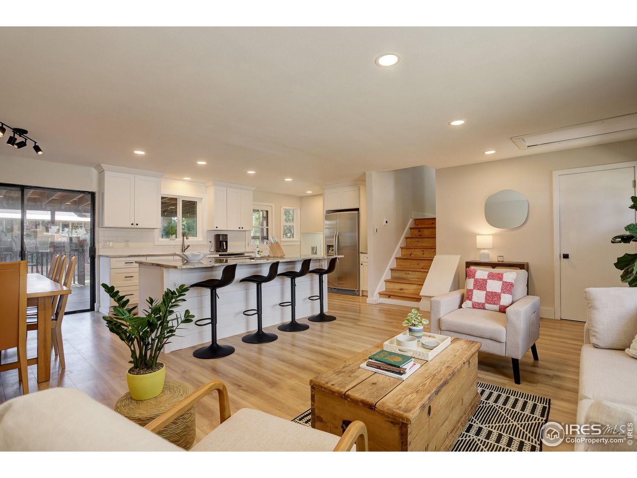 9345 Osceola St